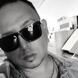 Meet your Posher, Jonathan